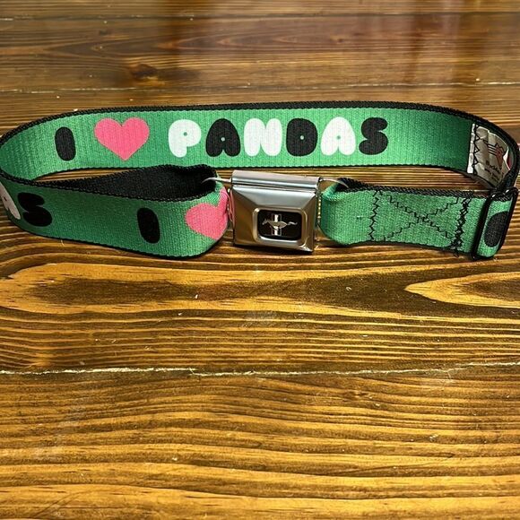 Buckle Down “I Love Pandas” Ford Mustang Seatbelt Belt - Picture 6 of 6
